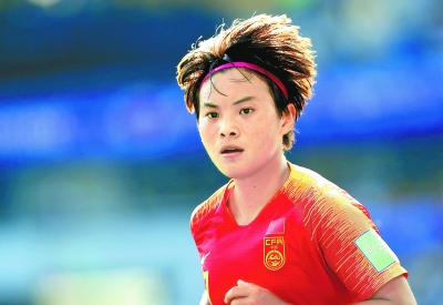 王霜▲女足名将王霜 体现体育明星的社会担当，