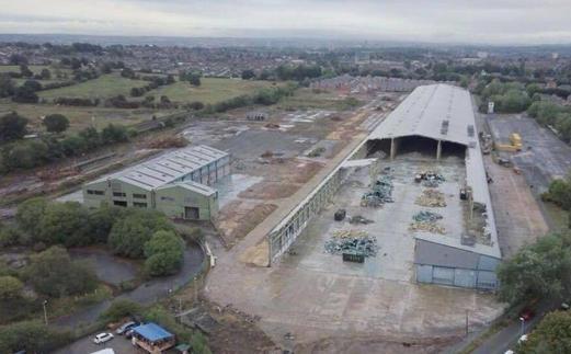 丘吉尔棺材板能压住吗？不用担心，英国拆掉坦