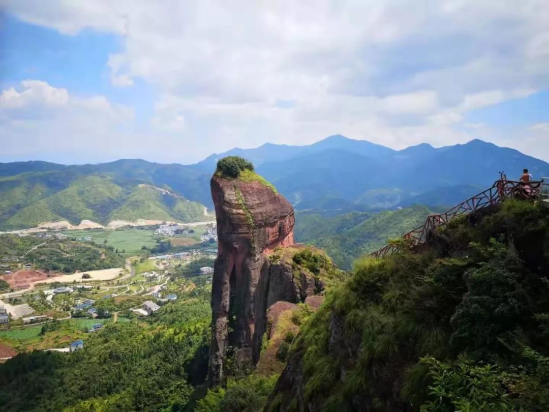 种类繁多,味道极佳,来石城旅游必须来这尝一…              03-25 10