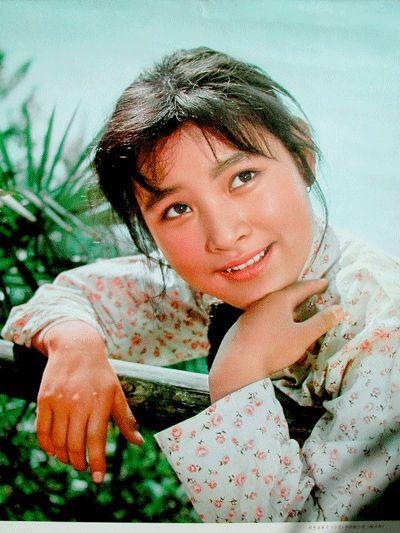 陈冲二婚幸福老来得女，却因“转让”领养的双