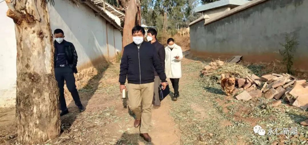 抗疫先锋永仁县莲池乡人大主席杨德新在疫情防控一线践行初心和使命