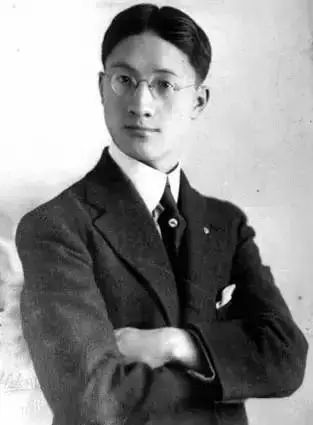 中国著名作家的笔名 5210f1ffdb364e7c8b2aa02f080bece5.jpeg