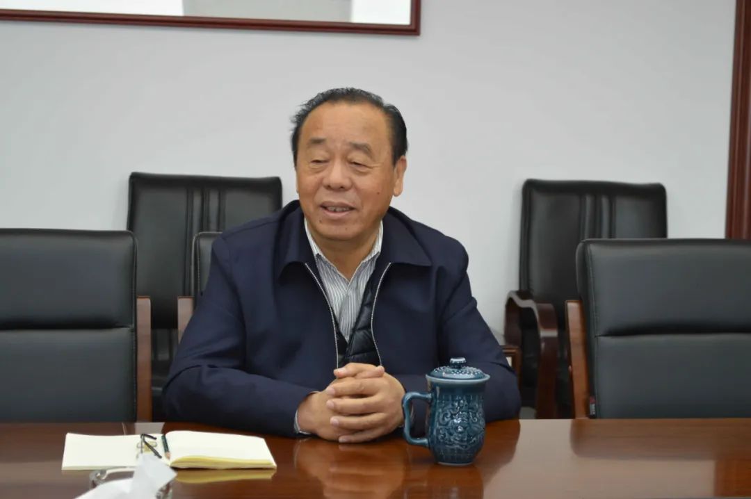 敢于担当敢于挑战市企业联合会会长尹永杰带队走访中成