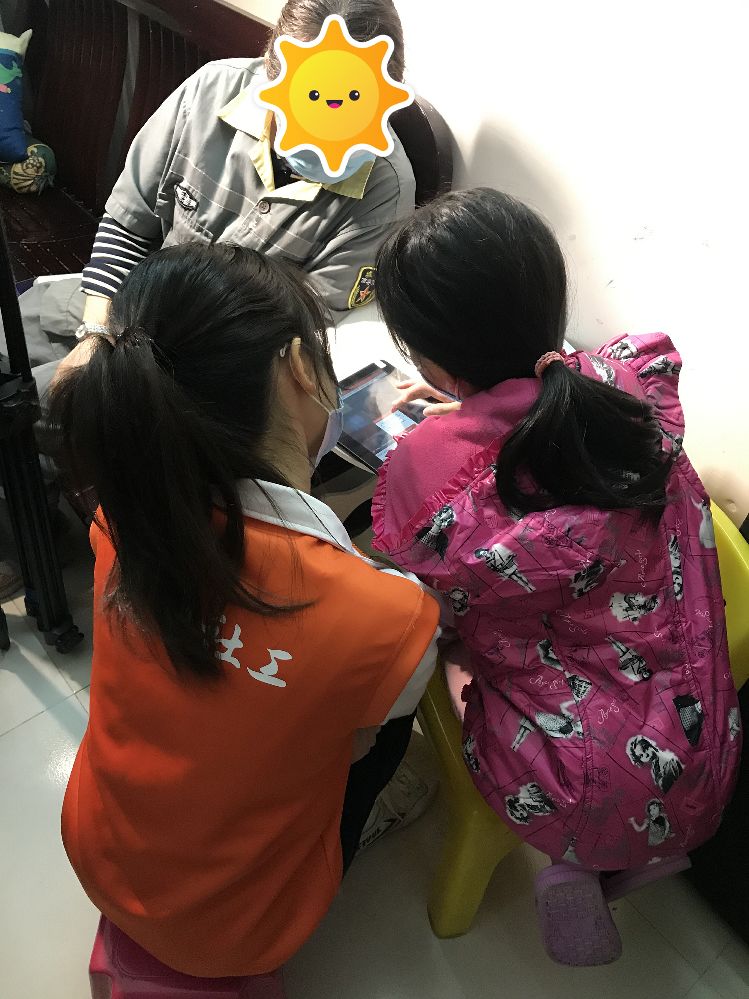 疫情期送人口罩_疫情戴口罩图片