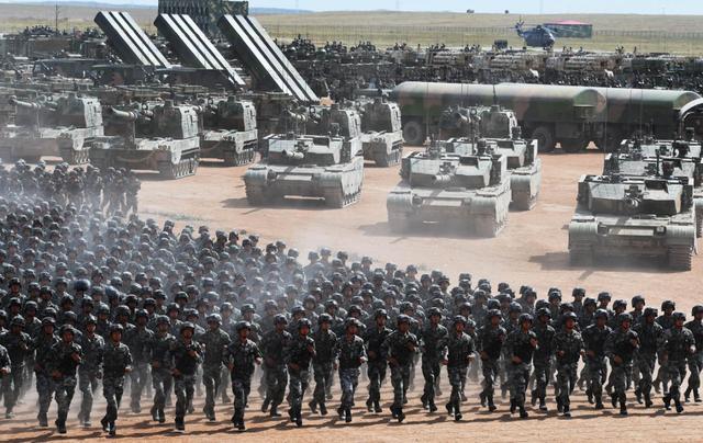中国军队拥有13个新编集团军,一个集团军到底有多少兵力