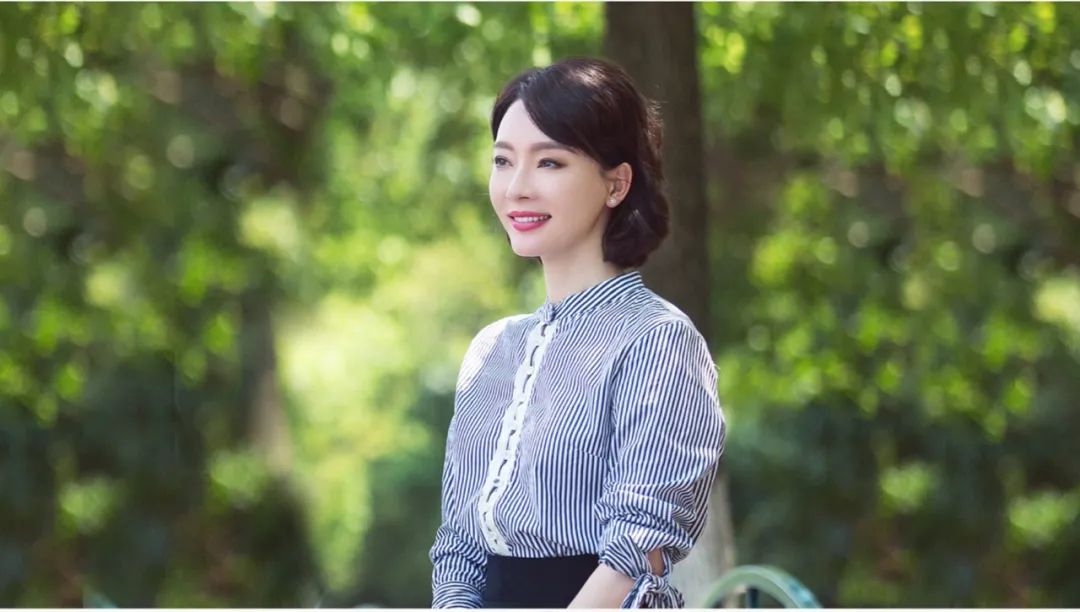 翻车的完美关系全靠陈数的穿搭扳回一成