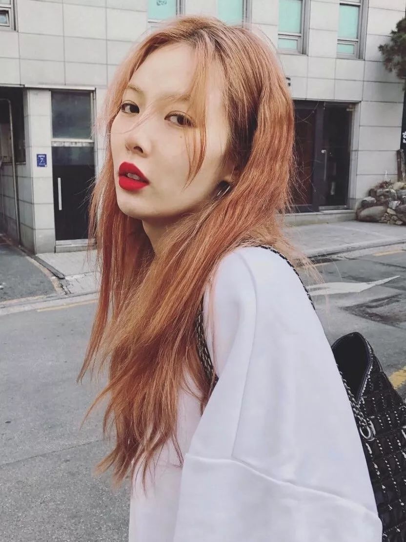 拍照好看的头发 8d9666a5f4d1452c99aa7b68480eff2a.jpeg