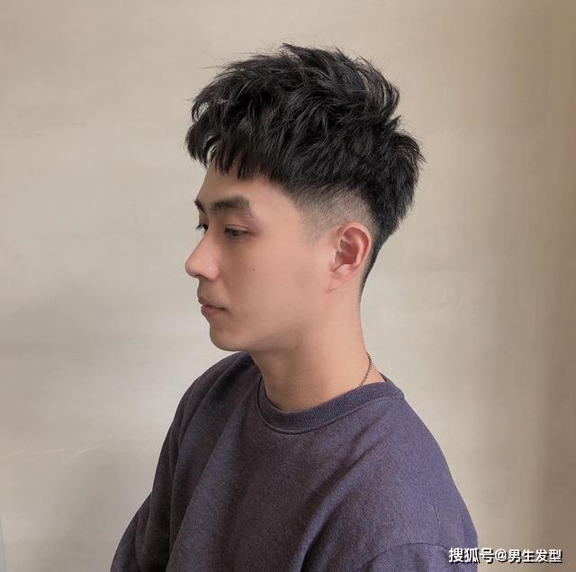 原创男生除了“锡纸烫”发型,还可以这样剪头发,时尚帅气有活力 原创男生除了“锡纸烫”发型,还可以这样剪头发,时尚帅气有活力