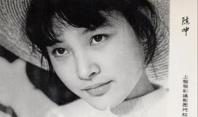 陈冲二婚幸福老来得女，却因“转让”领养的双