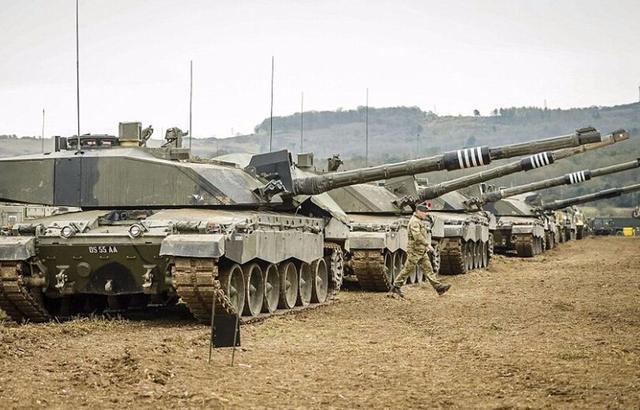 丘吉尔棺材板能压住吗？不用担心，英国拆掉坦