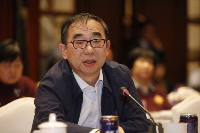 身价有望超越马云马化腾孙飘扬家族和他的医药帝国的成长史