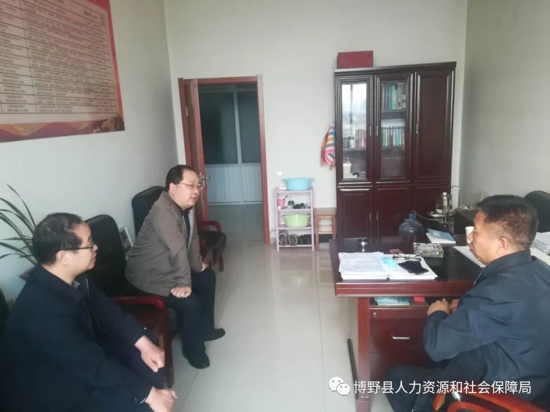博野县领导赵东辉到城东镇督导就业扶贫工作