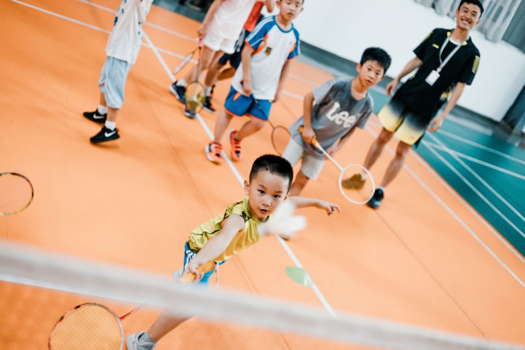 小孩子几岁学羽毛球比较合适