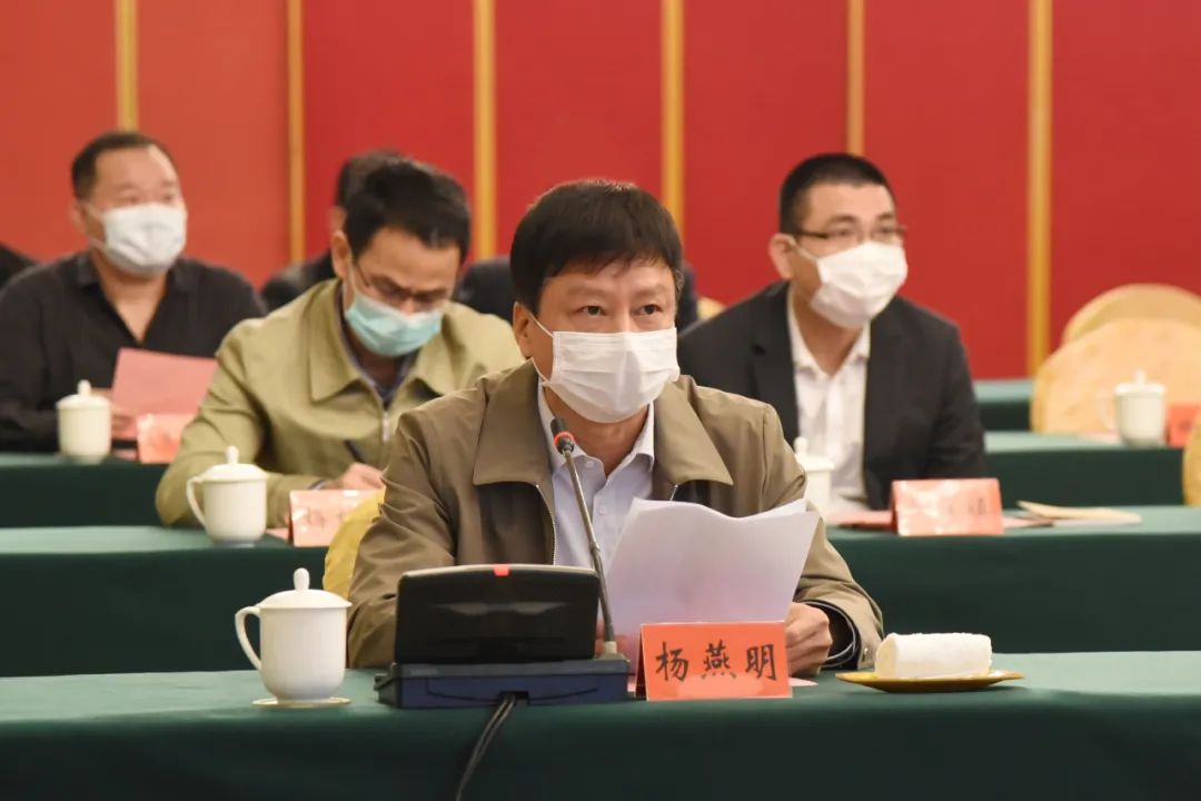 县领导钟科,曾连端,李涌华,黄添木,杨燕明及各镇园,县直各相关单位