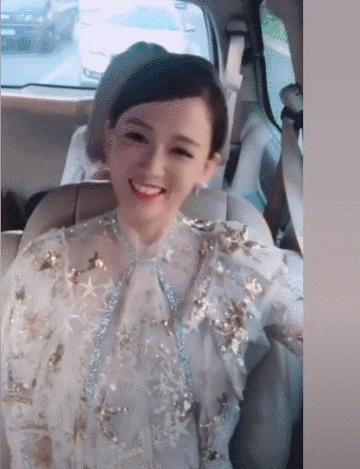 陈乔恩好事将近？疑与男友国外拍婚纱照，她开