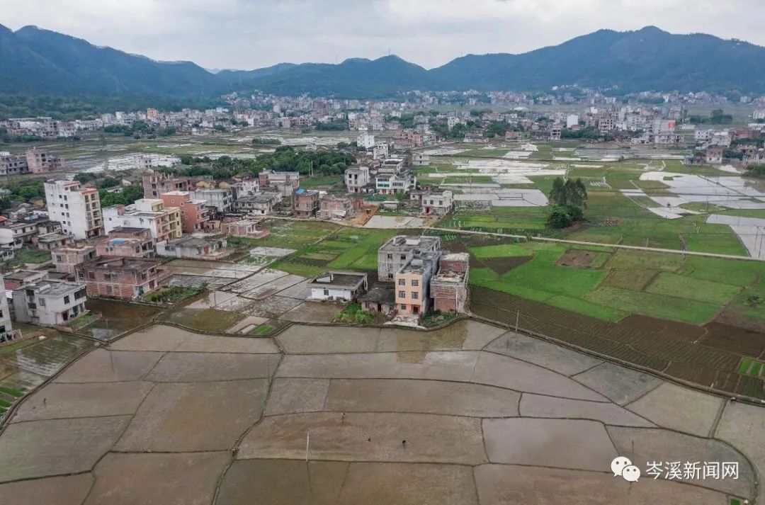 岑溪人口数_岑溪东山公园