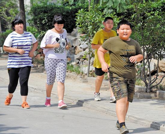 祸根：祸根在于三个坏习惯，你家娃或许已中招“毁容式长大”正流行