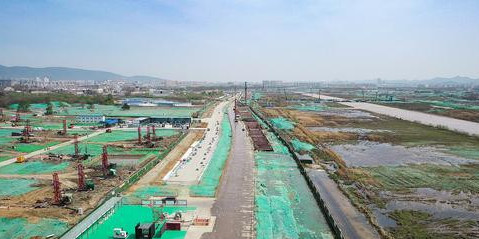 南京南部新城机场大道管廊施工加速,建成后将告别