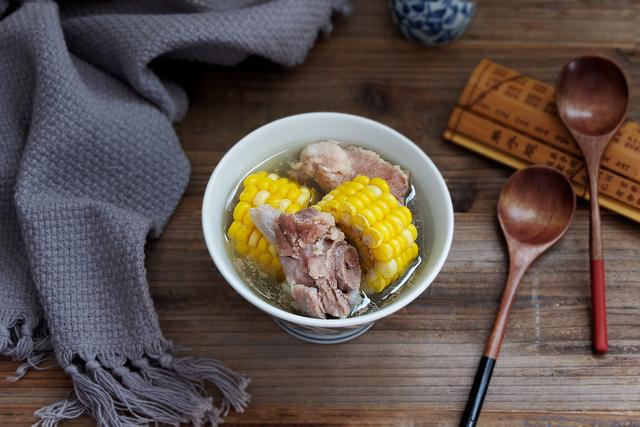 [医生]医生怒斥：孩子怎么能吃这个？太无知2岁女童肚子“鼓成球”