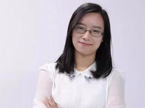 詹青云翻车后,她开了一门课收费158元_中国