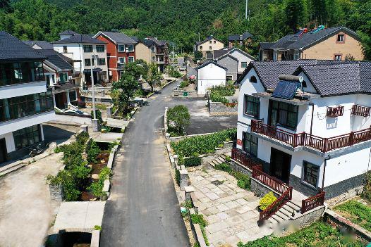 城村百丈镇泗溪村东湖街道龙安社区良渚街道大陆村羡慕住在这里的人了