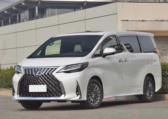 "私人影院" 后排头等舱座椅,看雷克萨斯lm300h如何定义高端mpv