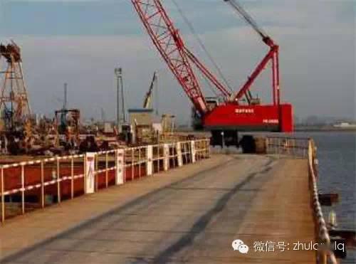 重约100吨!广州在建高架桥倒塌,30米长梁体坠落断裂成V字形!