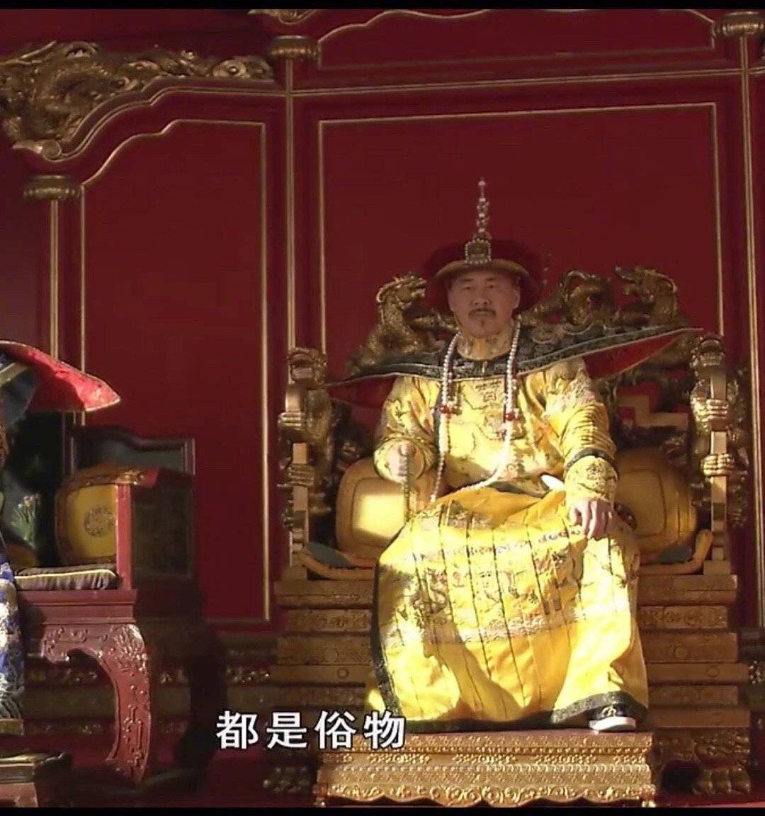 商品货不对版疑欺诈,卖盗版女装被点名骂,带货双