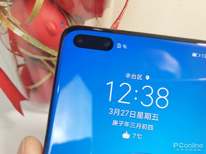 华为P40系列上手评测:10倍光变、超级大底，买相