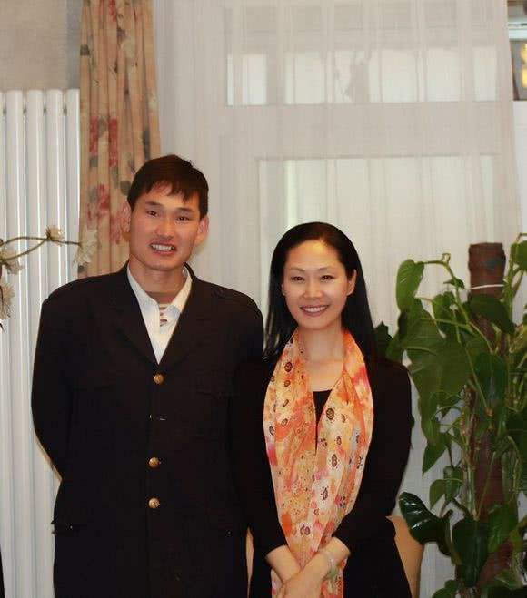 认识于文华这么多年今天才看见她与女儿的合照女儿真的很漂亮
