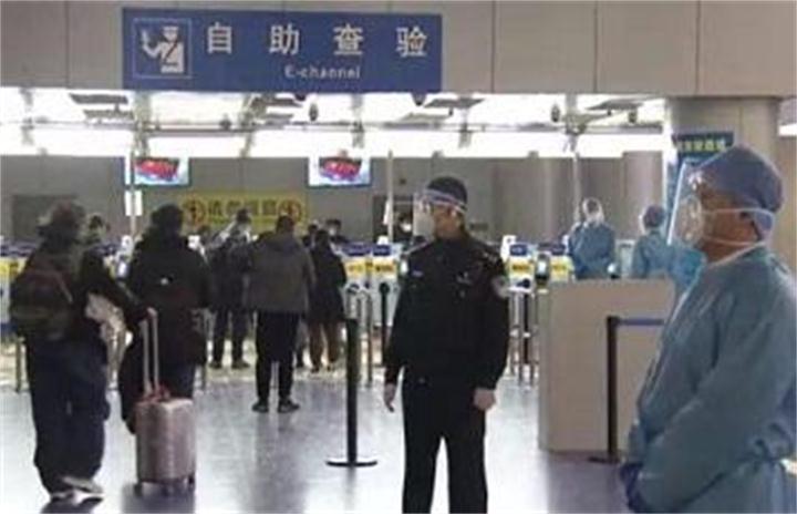 中国暂停外国人入境出境管理法图片