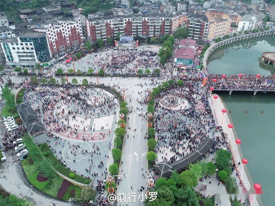 关于今年台江不举办中国苗族姊妹节活动的通告2019年台江姊妹节回顾