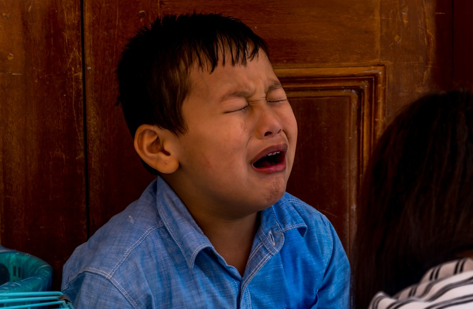 原创1.5万中国未成年学生被困英国，送孩子出国留学，真的好吗？