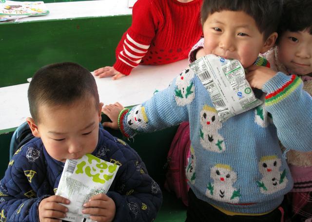 杯水■这杯水你给孩子喝了吗？没有就太可惜了！孩子“痰咳”越发严重