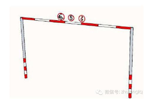 重约100吨!广州在建高架桥倒塌,30米长梁体坠落断裂成V字形!