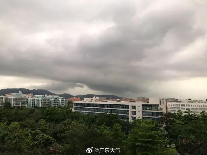 冰雹 暴雨 雷雨大风,3大预警生效中!强对流 较强冷空气今晚杀到广东