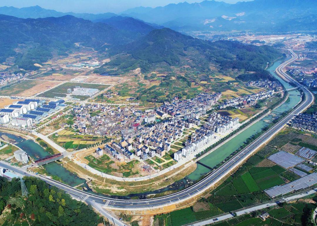 云峰街道:树立新发展理念,吹响新征程号角