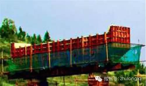 重约100吨!广州在建高架桥倒塌,30米长梁体坠落断裂成V字形!