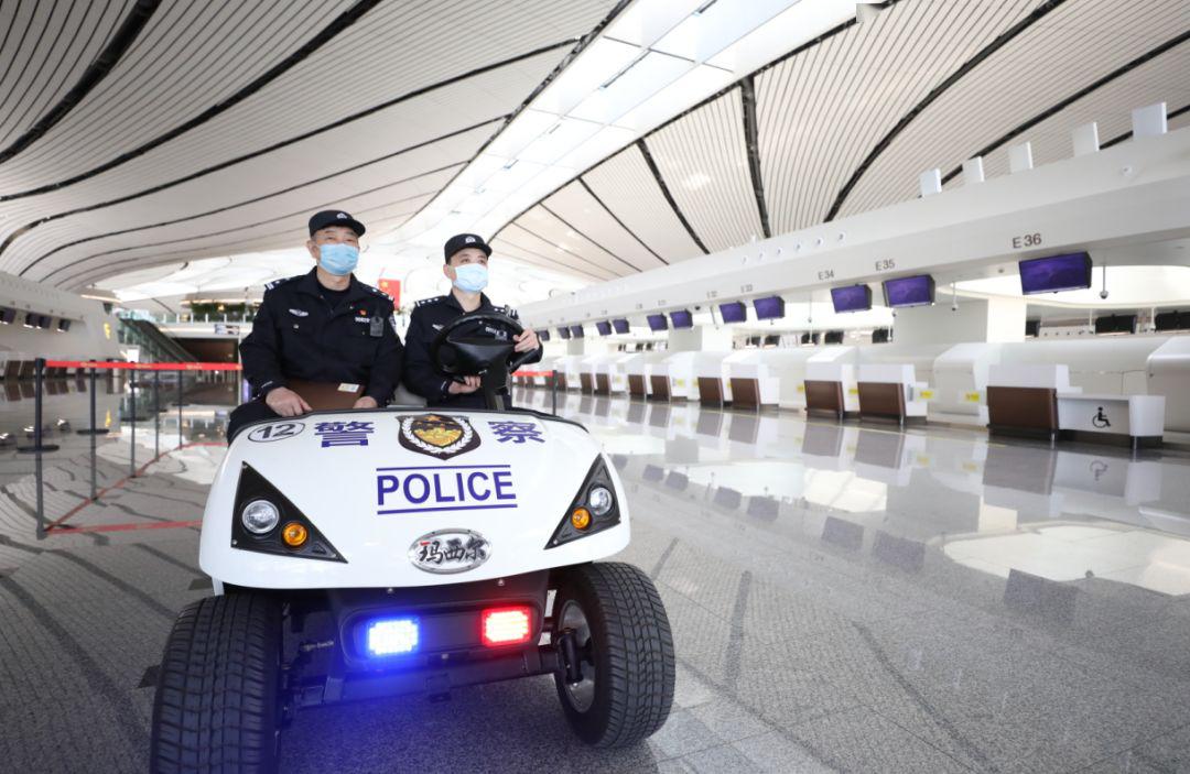 首都机场公安局民警焦连喜走过所有航站楼