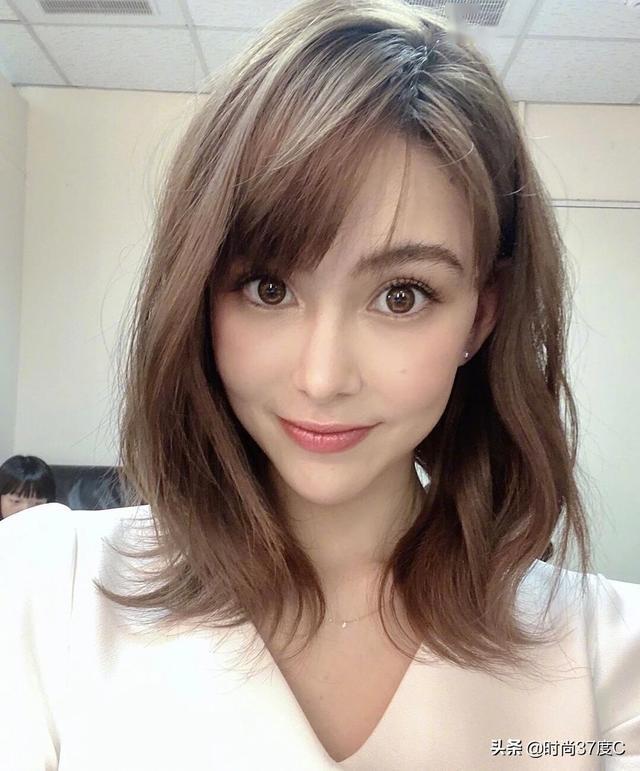 怎么拍出好看的自拍合集 0ae0c4f83aaa48b5a1e8fe182d583f9f.jpeg