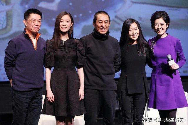 女导演张末与父亲张艺谋恩怨始末