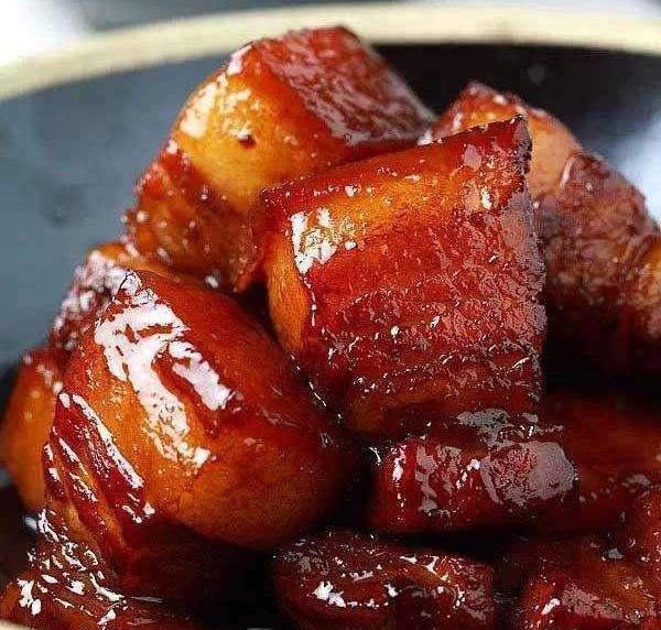 做红烧肉需要什么材料最好 52a368a6664d41729c9ad79a272a5439.jpeg