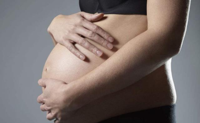 怀孕时，孕妇有这3种“表现”，说明胎儿发育很好，全中就恭喜了