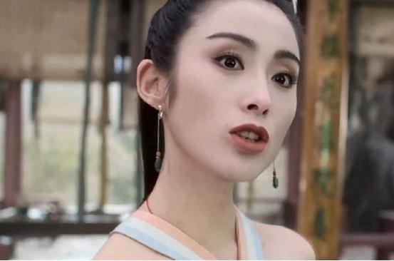 如今52岁的星女郎张敏,还是你心中"回眸一笑百媚生"的