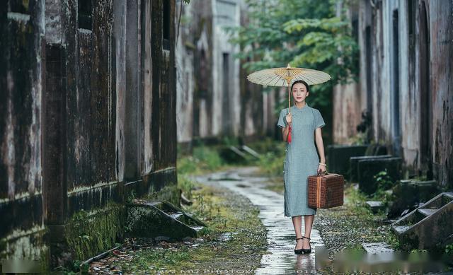 重游雨巷(组诗)