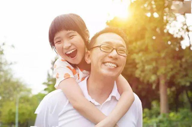 孩子：多个方面需要注意，否则严重影响沈体长高孩子身体正在飞速长高