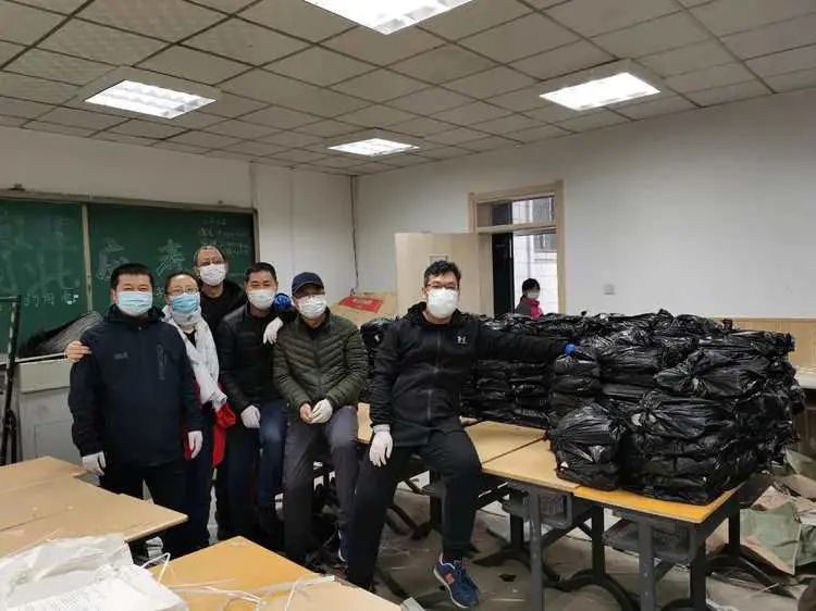又一人口大省宣布开学_开学黑板报(2)