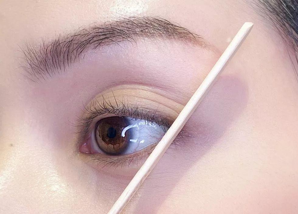 口罩妆升级，红透半边天的小欧眉来了！