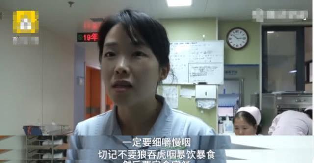 「孩子」爷爷很后悔给娃买这个吃3岁男孩胃里长出5厘米结石