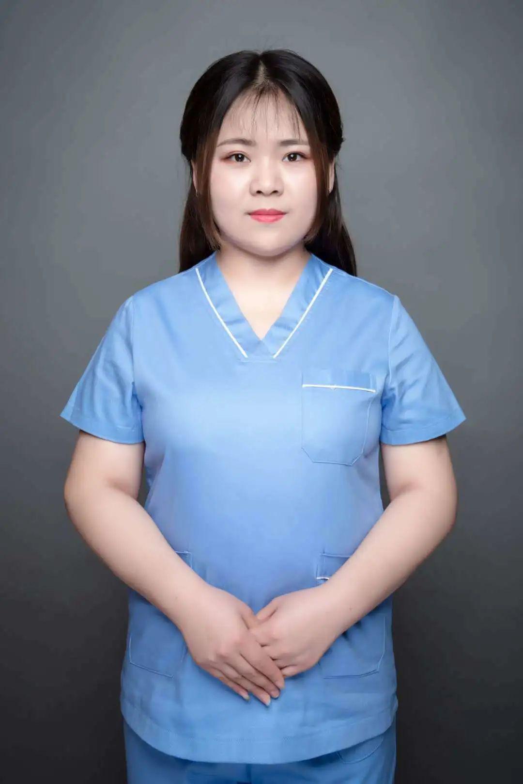 「宝宝」各月龄都有,快练起来!0~1岁宝宝的大运动发育锻炼法